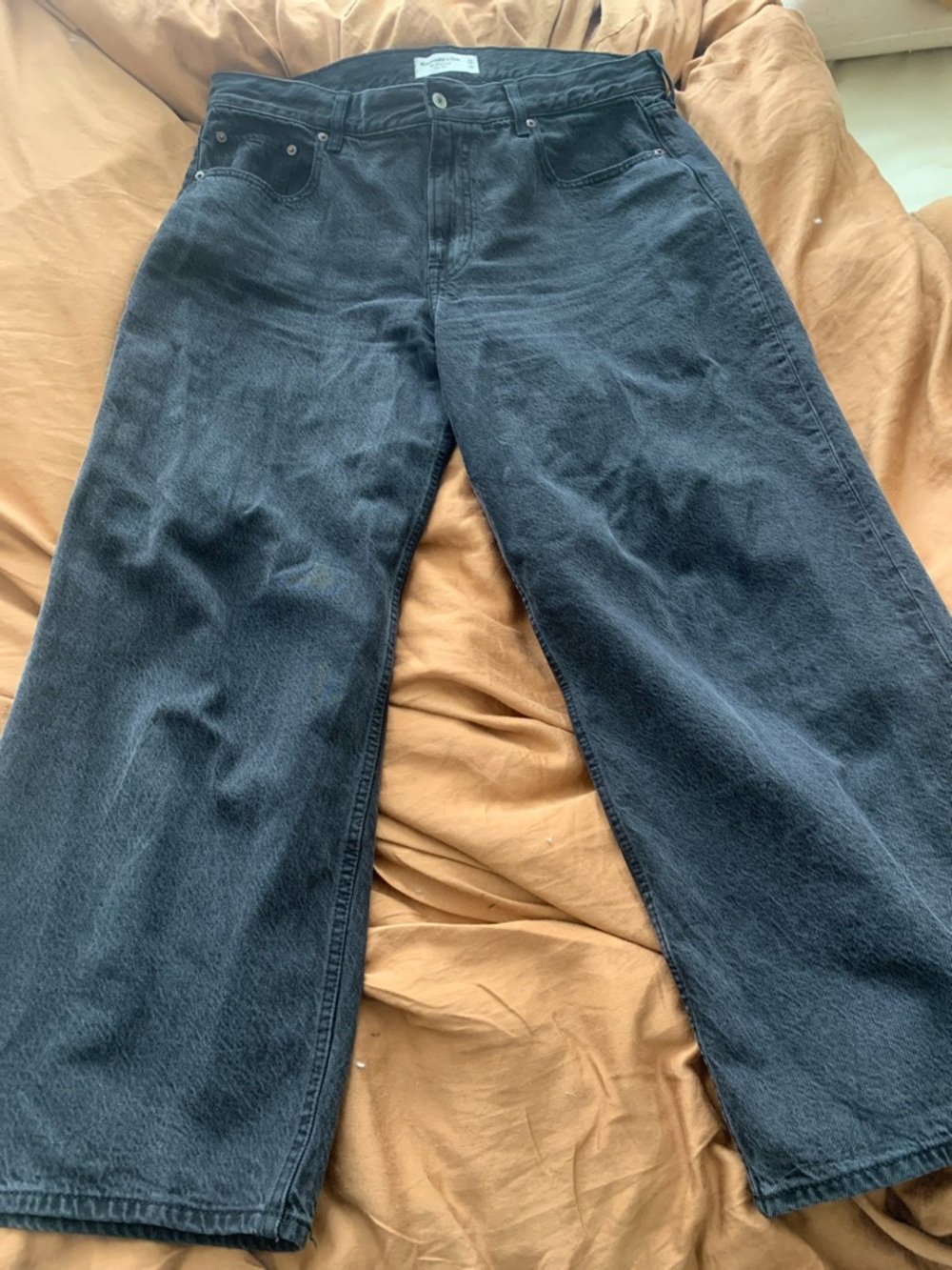 Abercrombie and Fitch loose low rise jeans black 31 short - Picture 5 of 5